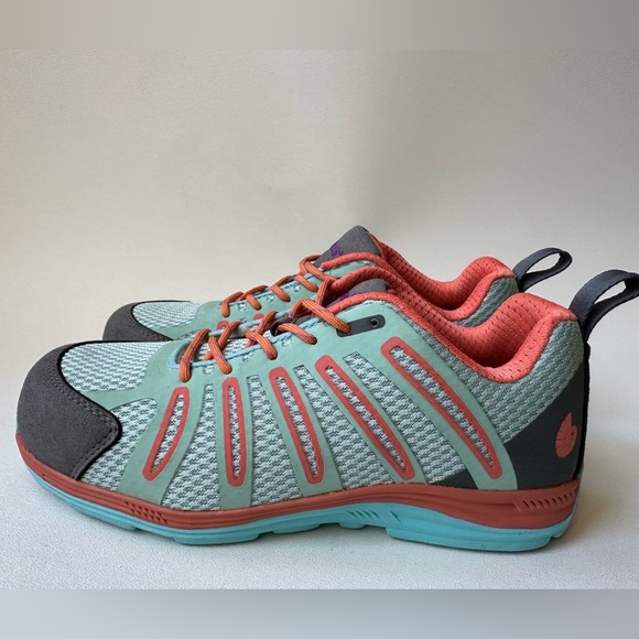 Women's Nautilus N1790 Composite Toe Slip Resistant EH Safety Shoes Size 9W - Picture 1 of 10